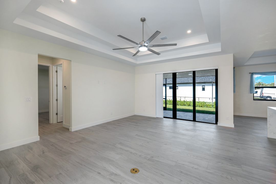 208 SW 29th Ave, Cape Coral, FL 33991