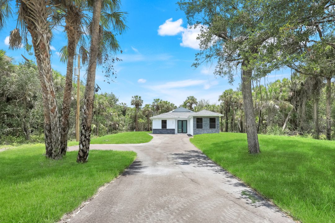 4393 32nd Ave SE, Naples, FL 34117