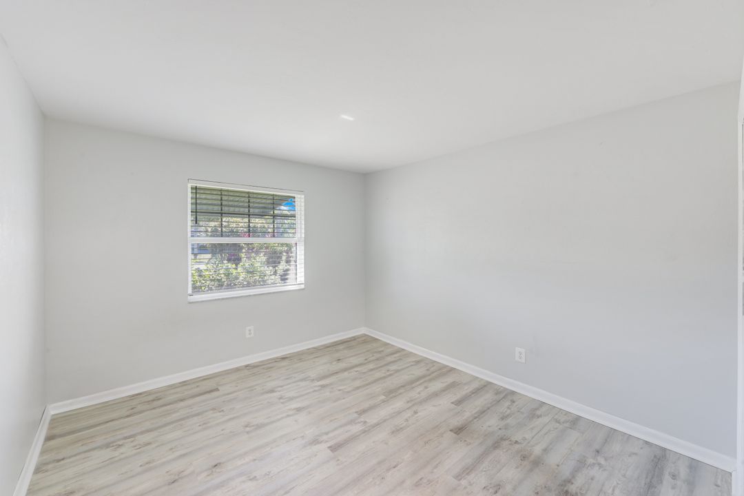 4240 SE 3rd Ave, Cape Coral, FL 33904