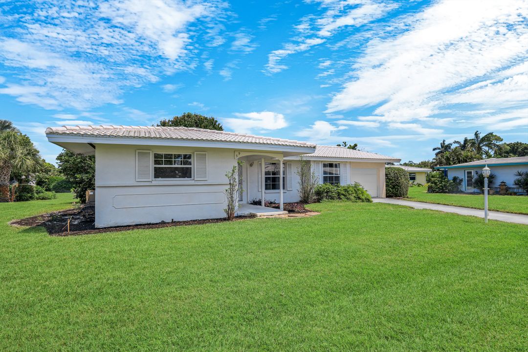 59 Hilo Ct, Naples, FL 34112