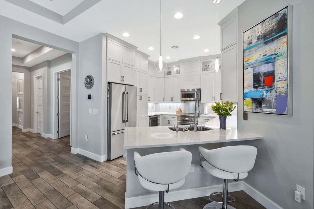 5811 Haiti Dr, Naples, FL 34113