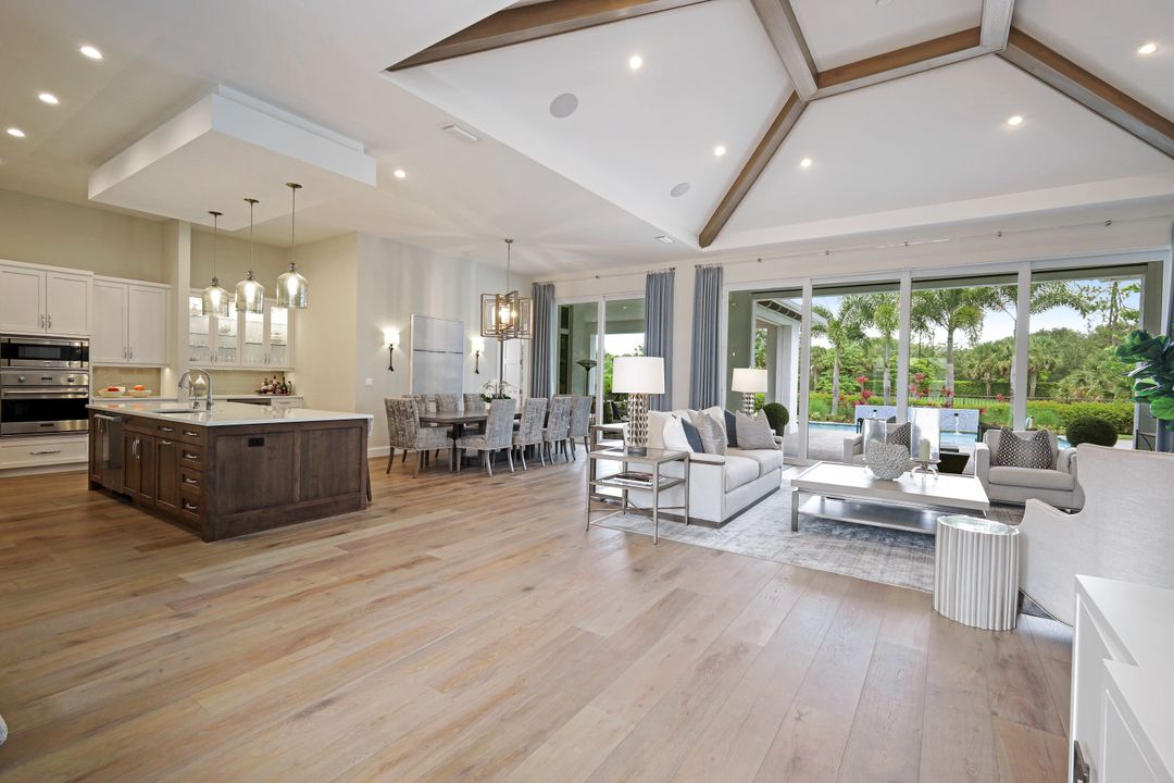 16715 Enclave Cir , Naples, FL 34112