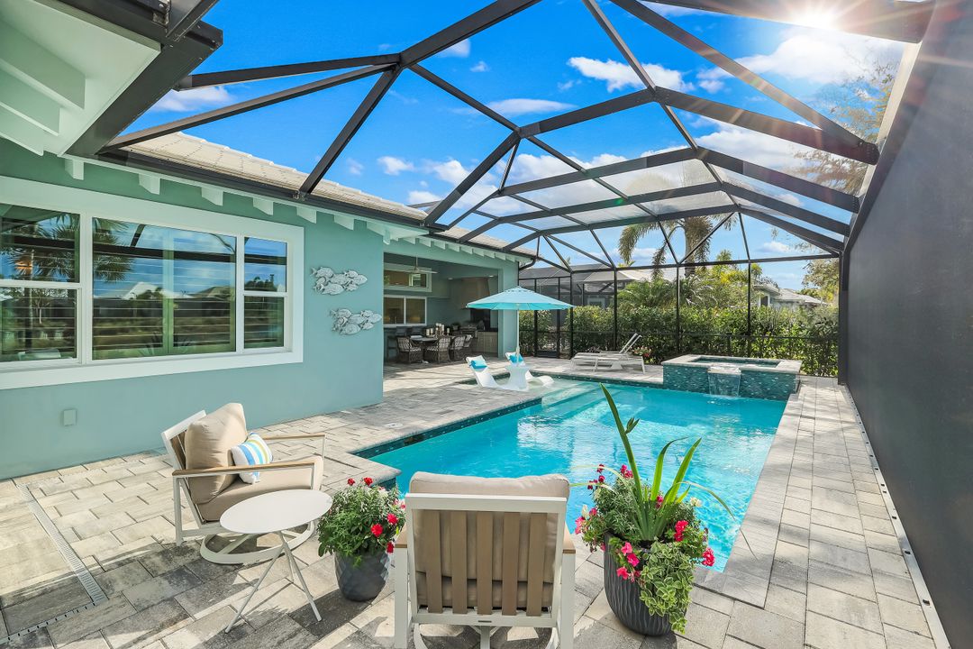 5715 Clarendon Dr, Naples, FL 34113