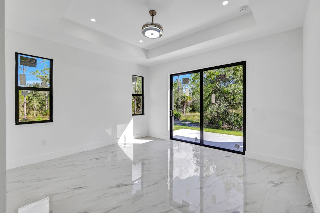 2002 East 10th Street, Lehigh Acres, FL 33936