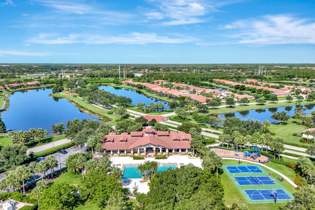 12693 Kentwood Ave, Fort Myers, FL 33913