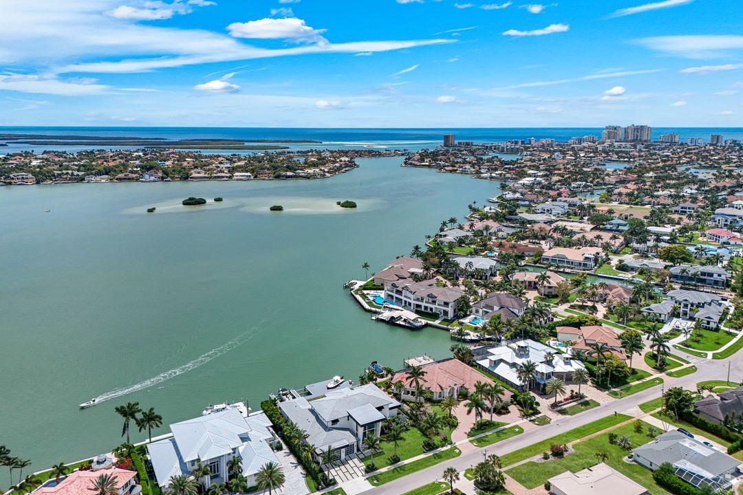 1631 Collingswood Ct, Marco Island, FL 34145