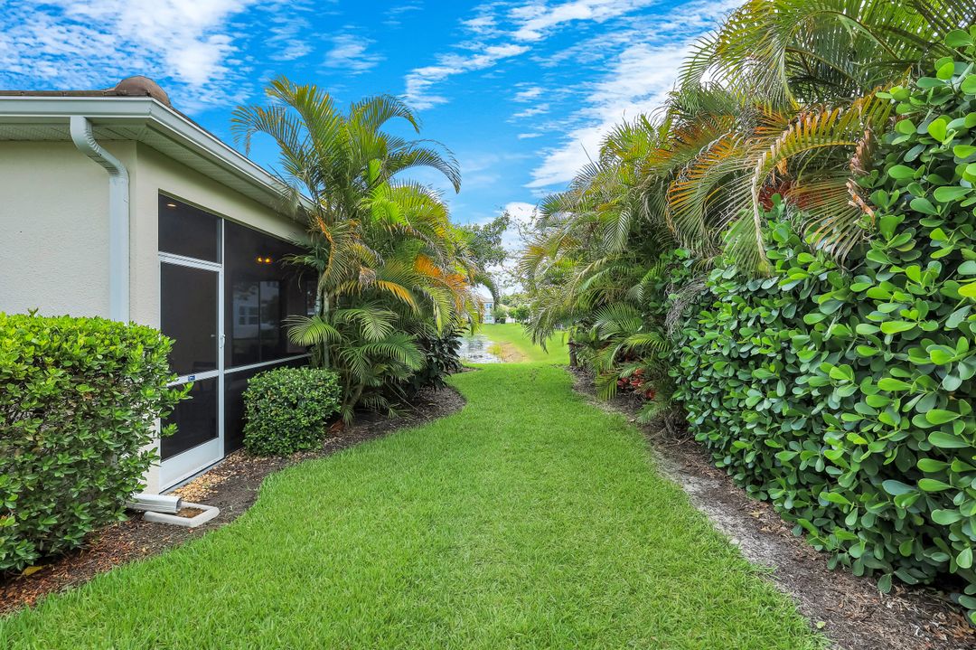 4619 Arboretum Cir #101, Naples, FL 34112