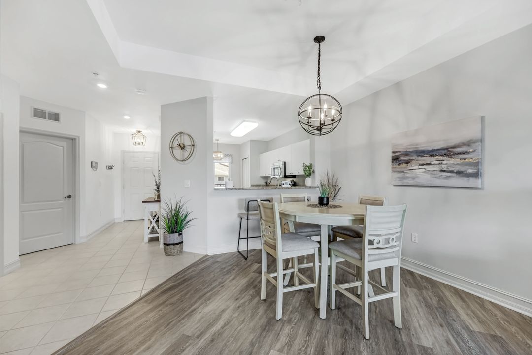 7827 Regal Heron Cir #302, Naples, FL 34104