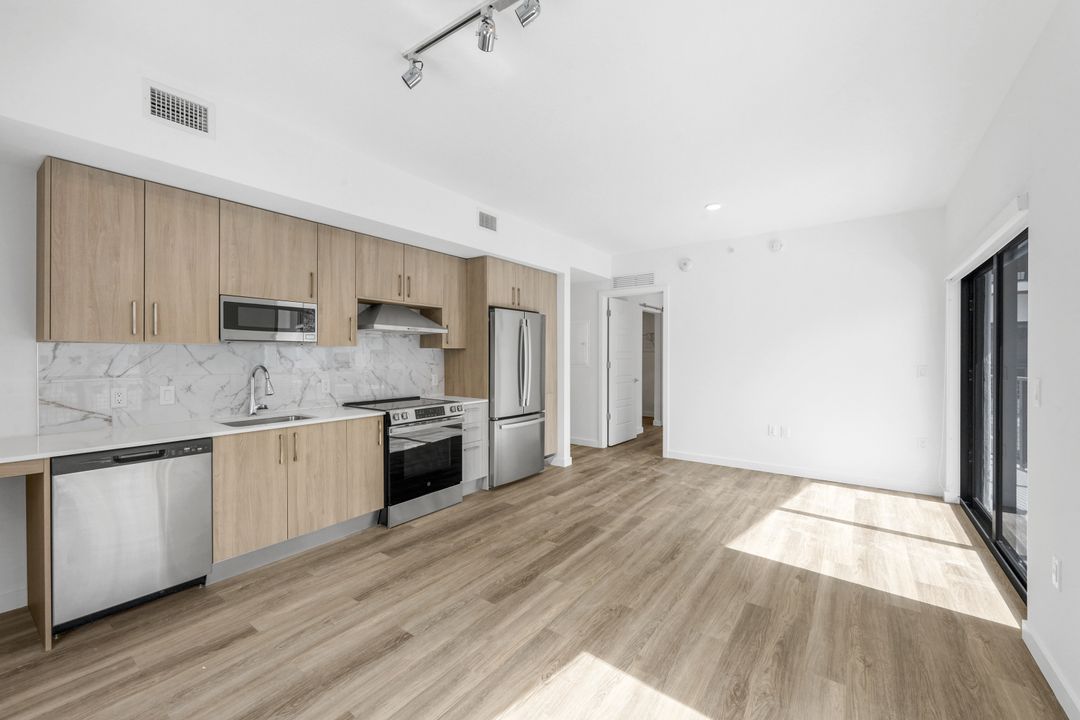 777 NW 2nd Ave, Miami, FL 33136