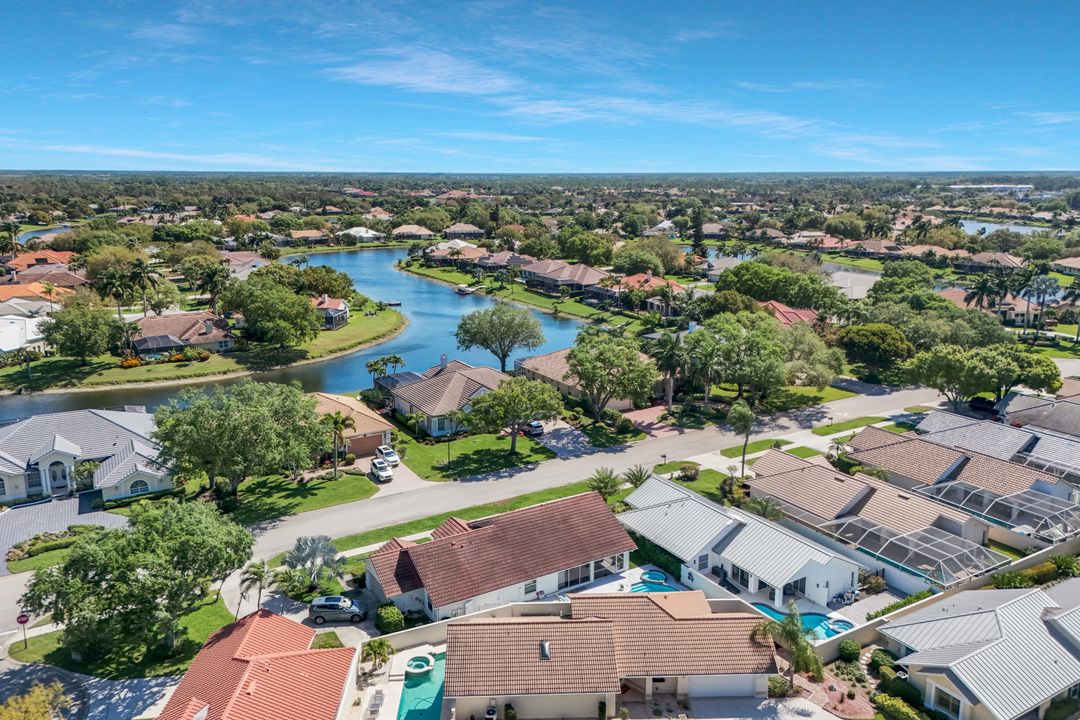 11054 Linnet Ln, Naples, FL 34119