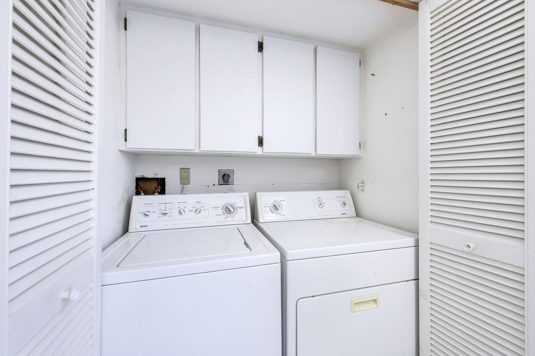 197 Albi Rd #2, Naples, FL 34112