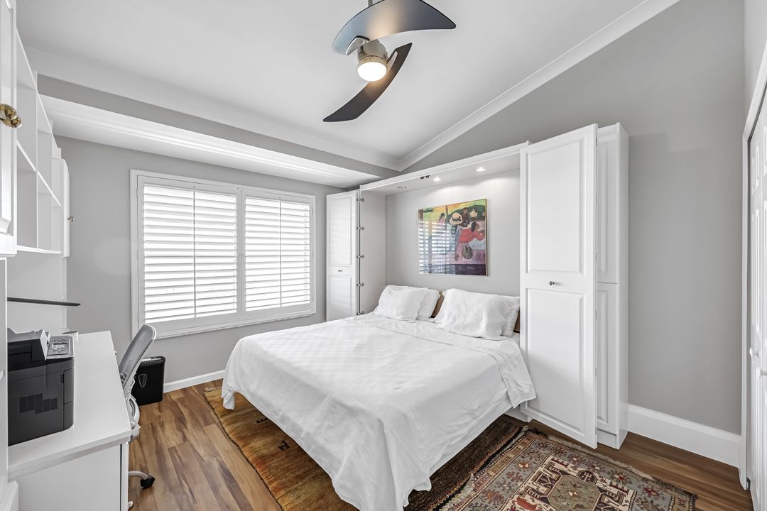 360 Horse Creek Dr #502, Naples, FL 34110