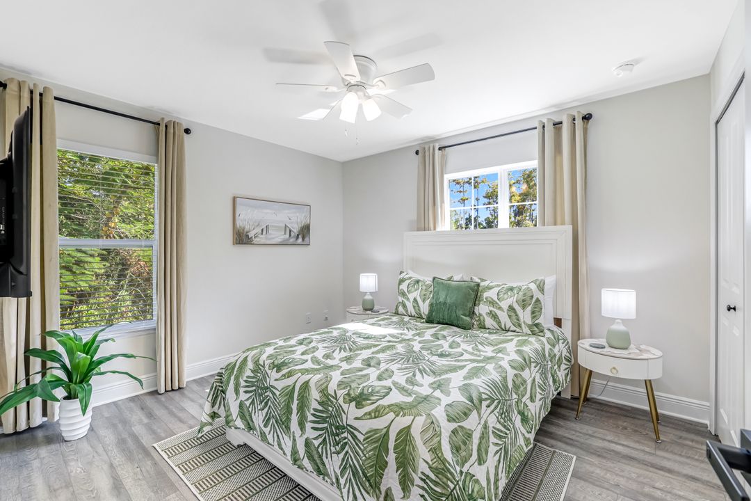 2955 Pine Tree Dr, Naples, FL 34112