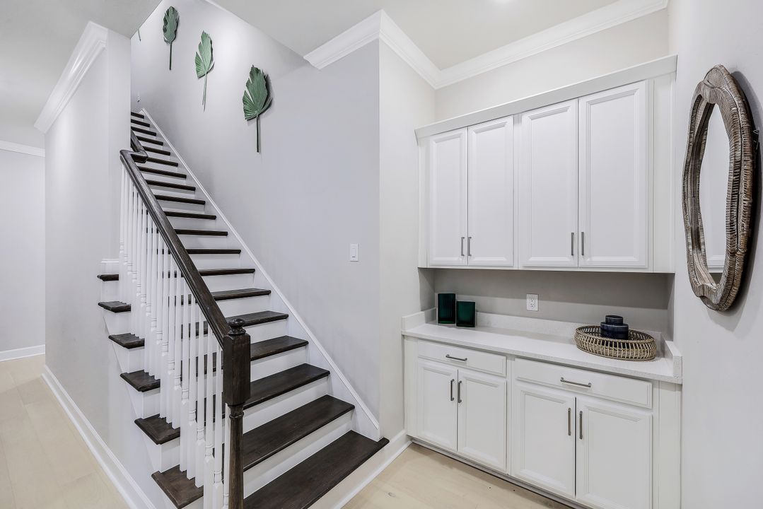 15572 Montello Ln, Naples, FL 34114