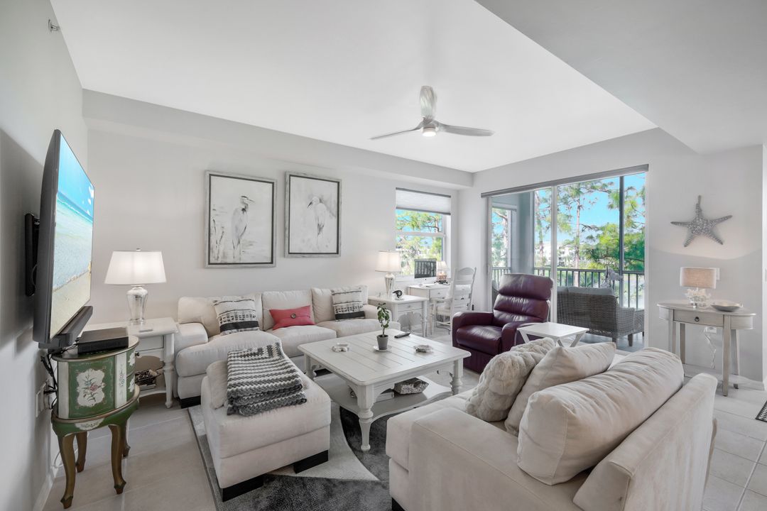 4000 Loblolly Bay Dr #302, Naples, FL 34114