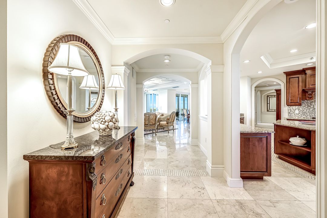 4851 Bonita Bay Blvd #1102, Bonita Springs, FL 34134