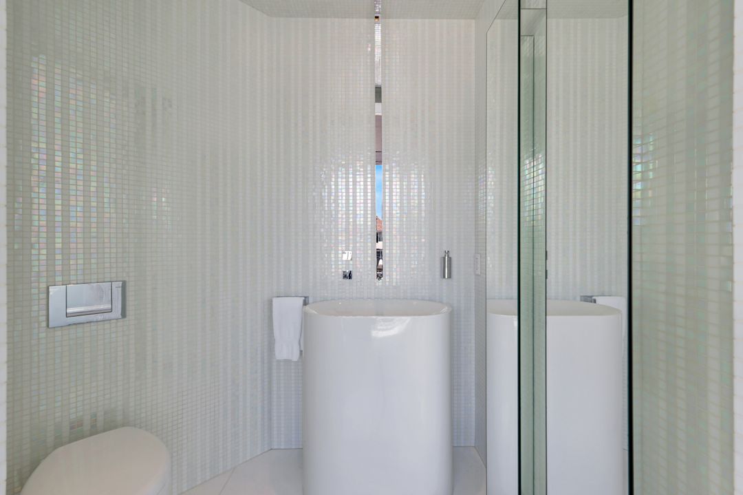 260 Channel Dr, Naples, FL 34108