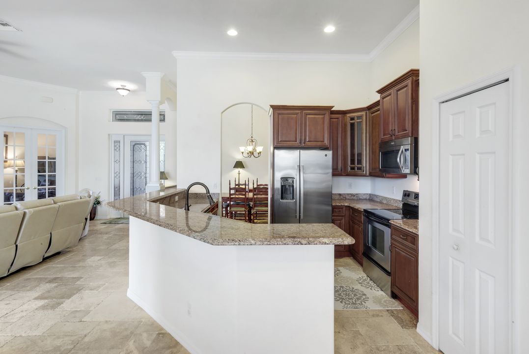 5321 SW 23rd Ave, Cape Coral, FL 33914