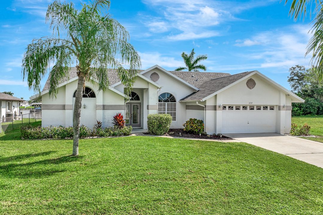 2137 SE 19th Ave, Cape Coral, FL 33990