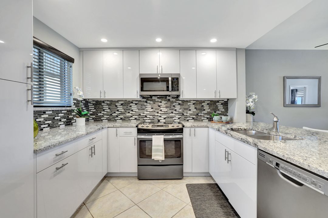 889 Collier Ct #203, Marco Island, FL 34145