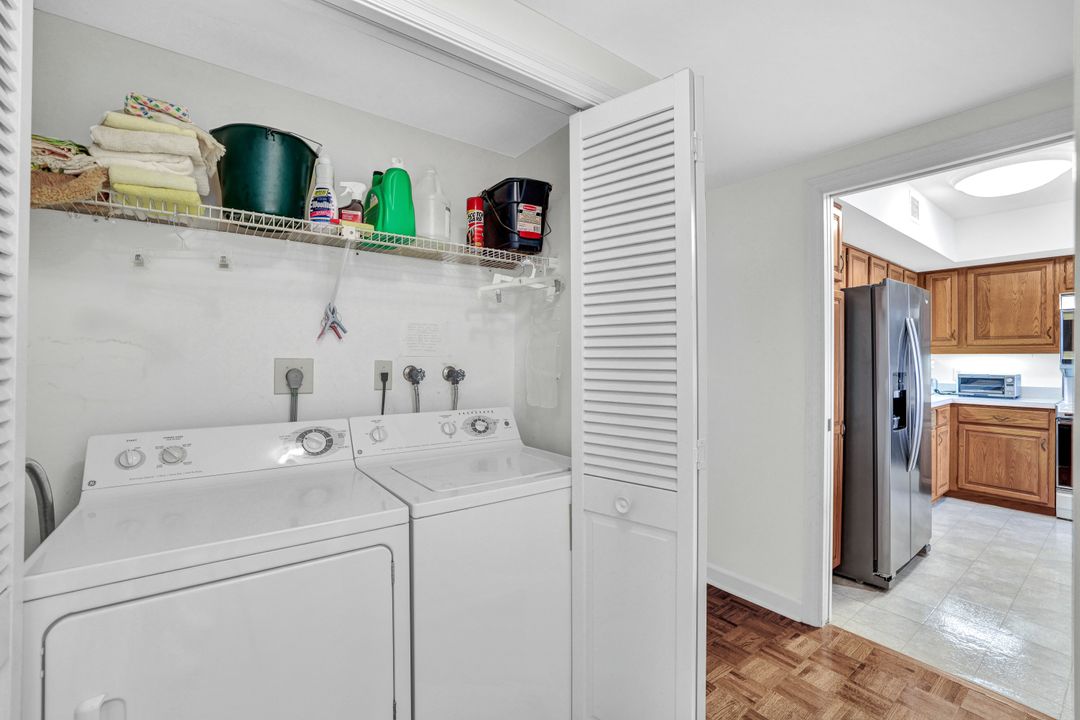 4051 Gulf Shore Blvd N #600, Naples, FL 34103