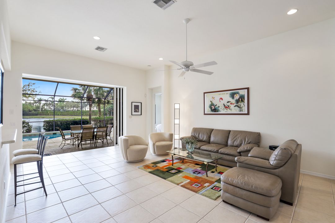 9956 St Moritz Dr, Miromar Lakes, FL 33913