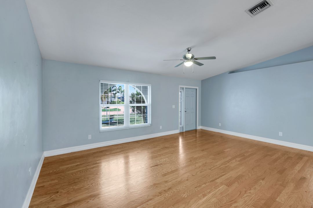 322 SE 17th St, Cape Coral, FL 33990