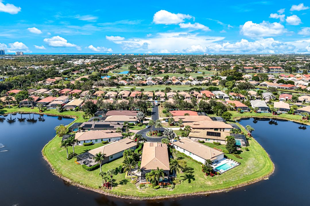 9909 Casabella Way, Bonita Springs, FL 34135