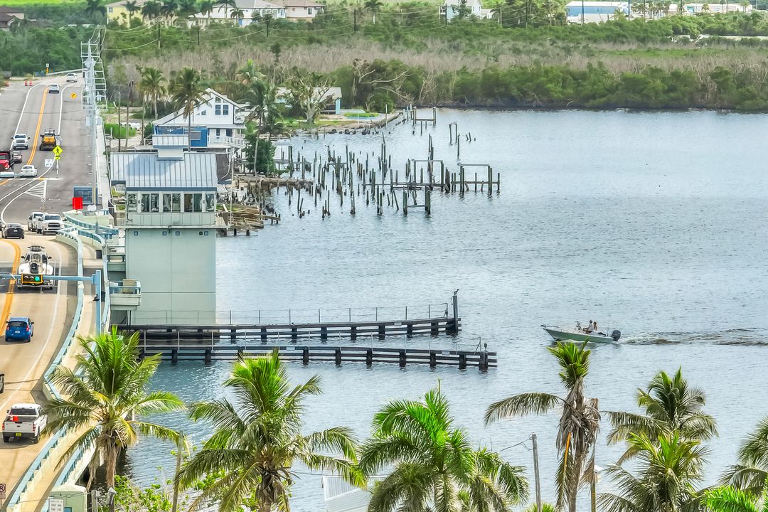 4547 Pine Island Rd, Matlacha, FL 33993