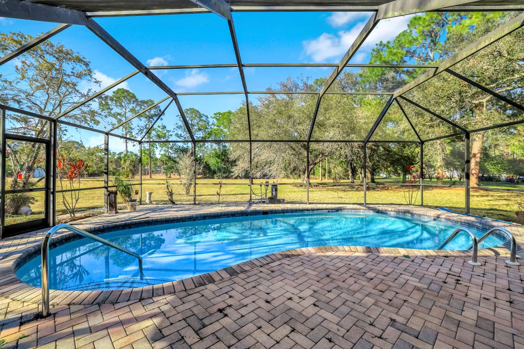 2805 Golden Gate Blvd W, Naples, FL 34120