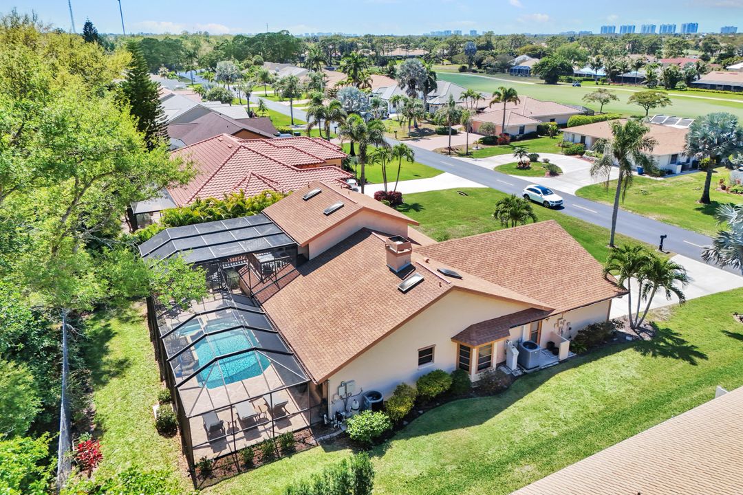 28391 Tasca Dr, Bonita Springs, FL 34135