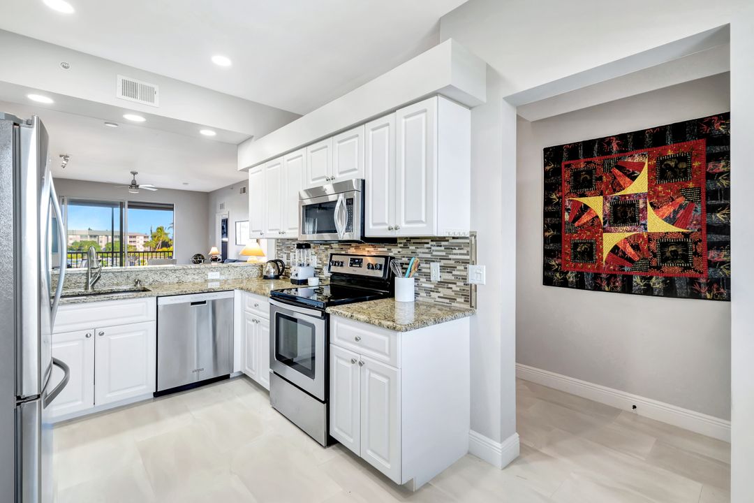 16595 Lake Cir Dr #234, Fort Myers, FL 33908