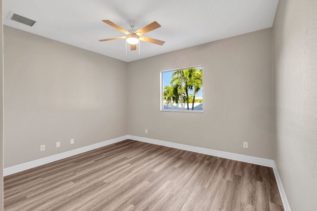 3917 SW 20th Pl, Cape Coral, FL 33914