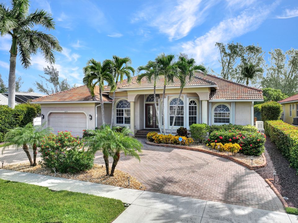 577 Somerset Ct, Marco Island, FL 34145