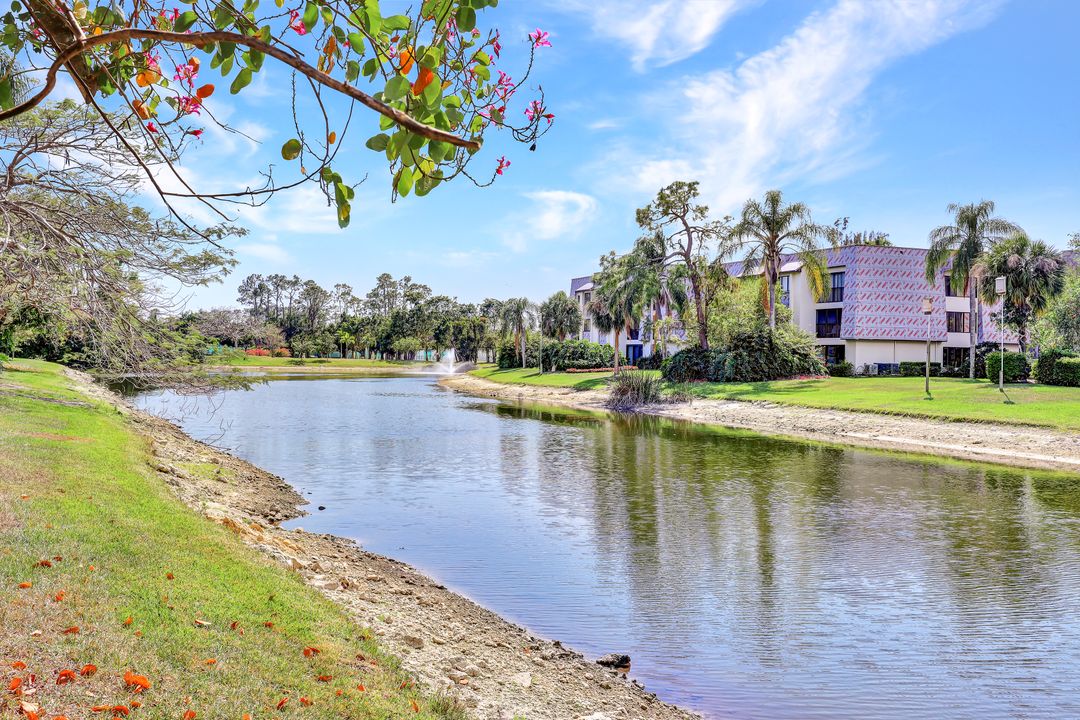 1601 Spoonbill Ln #Unit C, Naples, FL 34105