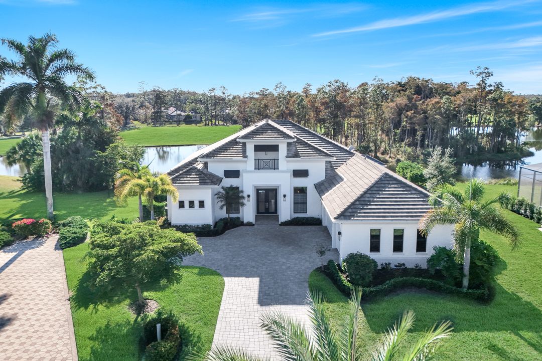 20266 Tiger Ct, Estero, FL 33928