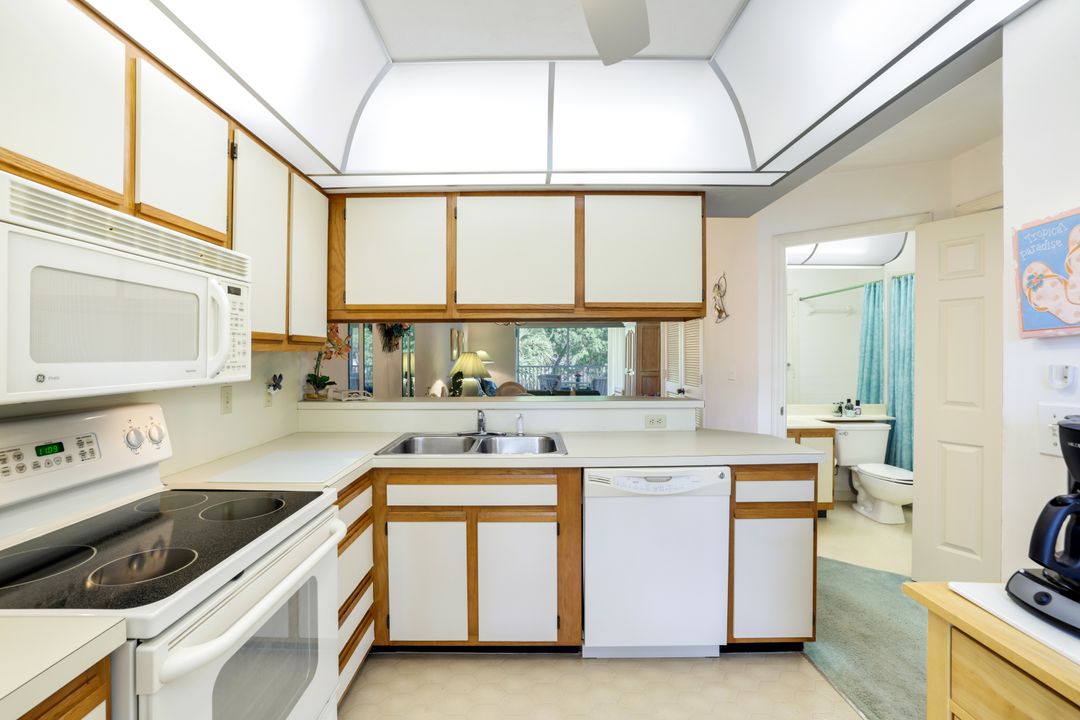 837 W Elkcam Cir, Unit 425 - Marco Island, FL 34145