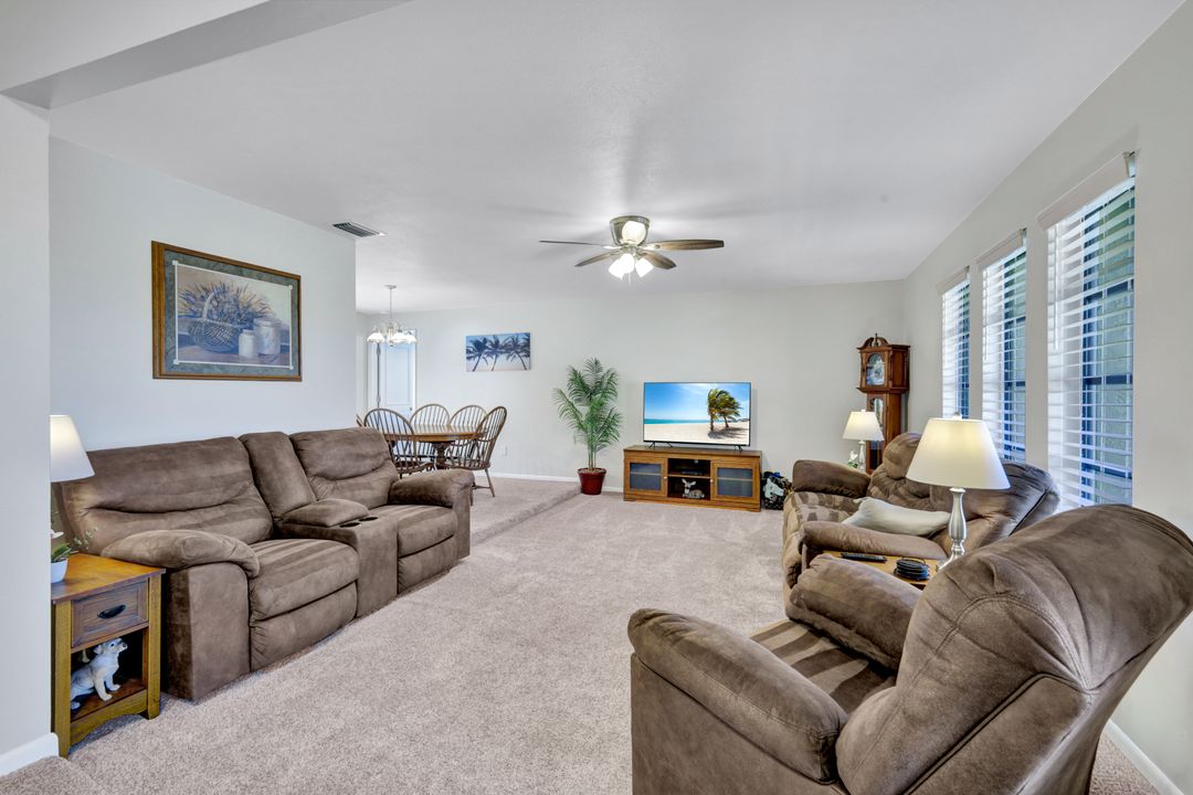 215 SE 12th Ave, Cape Coral, FL 33990