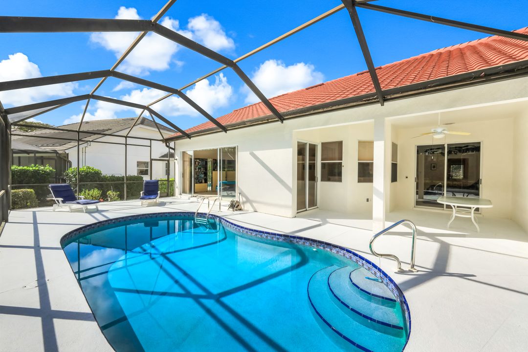 25240 Bay Cedar Dr, Bonita Springs, FL 34134