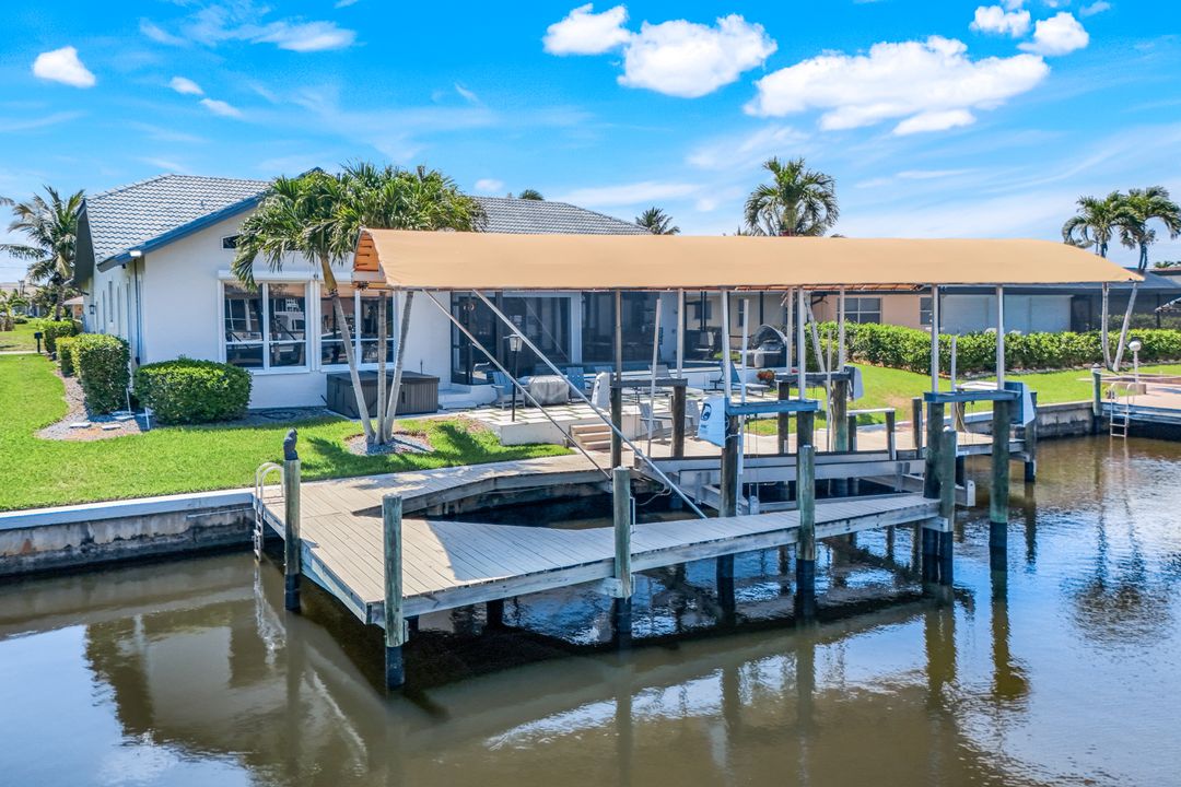 3347 19th Ave SE, Cape Coral, FL 33904