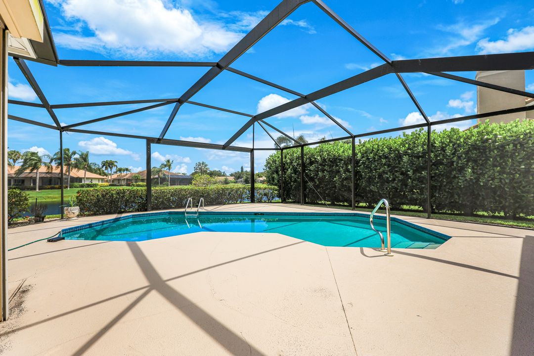 11726 Night Heron Dr, Naples, FL 34119
