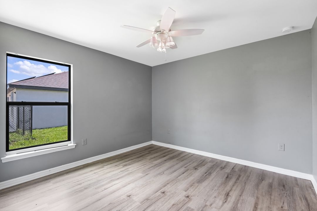 443 Shadow Lakes Dr, Lehigh Acres, FL 33974