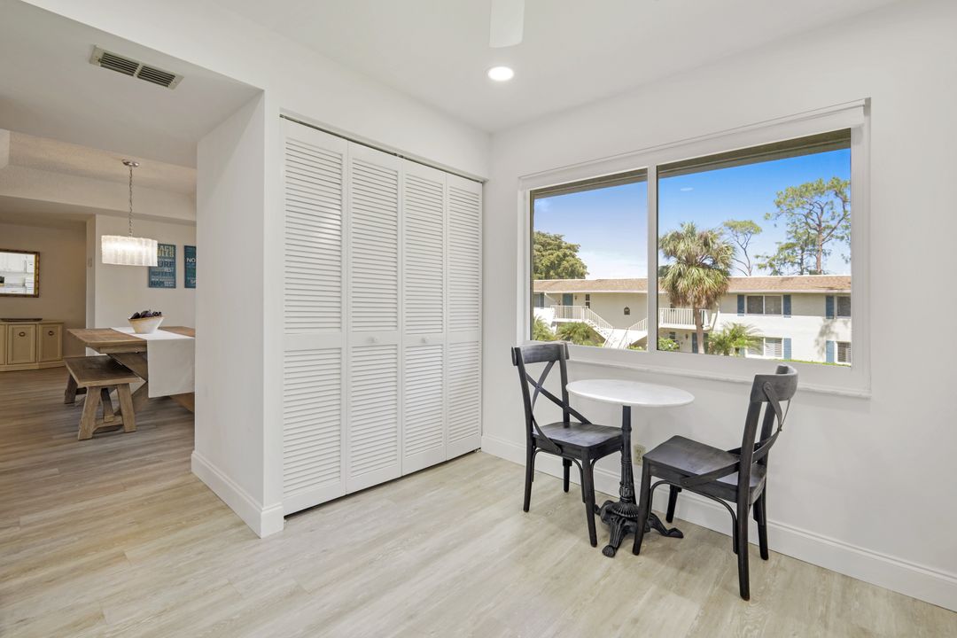 232 Memory Ln #4, Naples, FL 34112