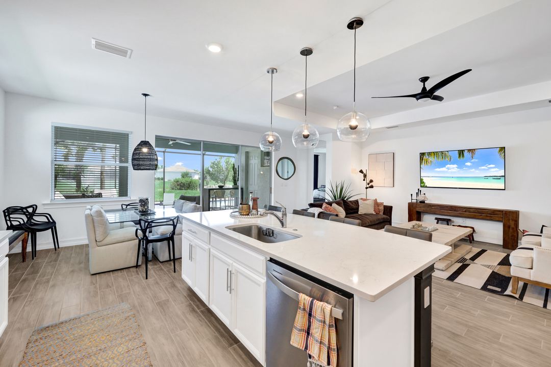 16517 Seagate Pl, Bonita Springs, FL 34135