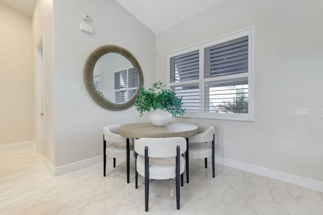 27080 Flamingo Dr, Bonita Springs, FL 34135