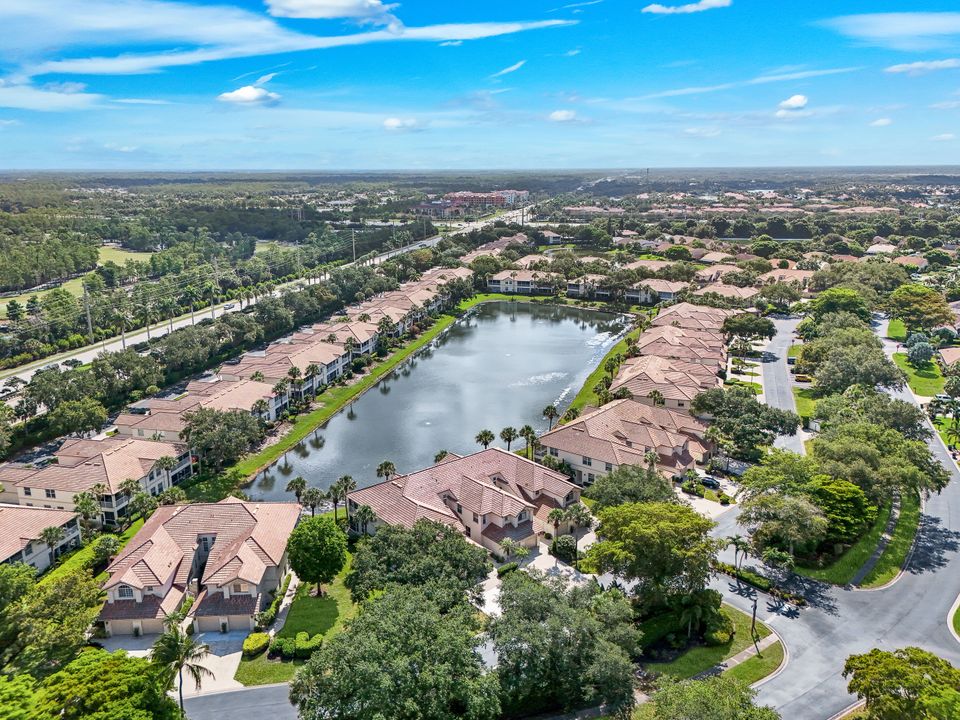 7756 Gardner Dr #102, Naples, FL 34109