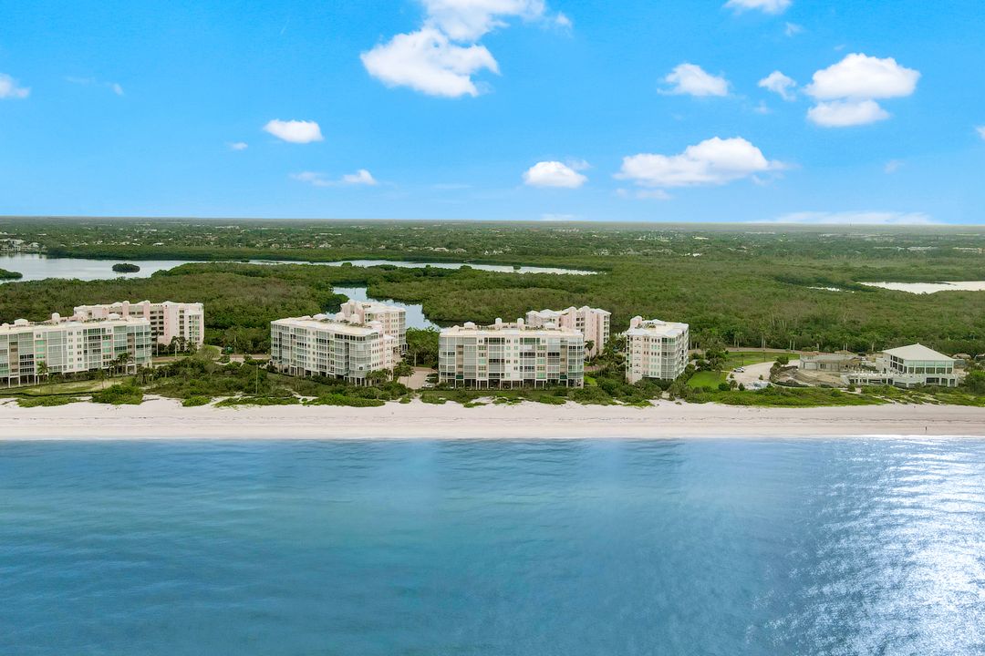 267 Barefoot Beach Blvd #606, Bonita Springs, FL 34134