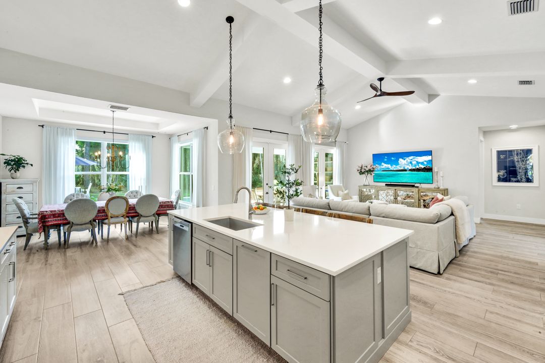 3700 11th Ave SW, Naples, FL 34117