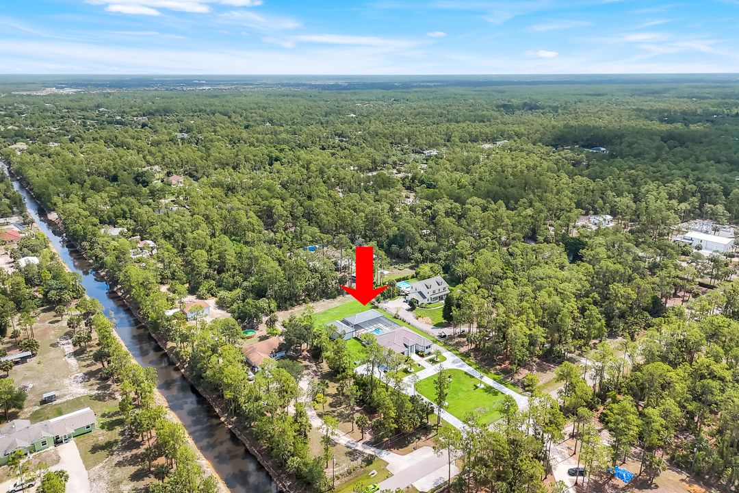 333 12th Ave NE, Naples, FL 34120