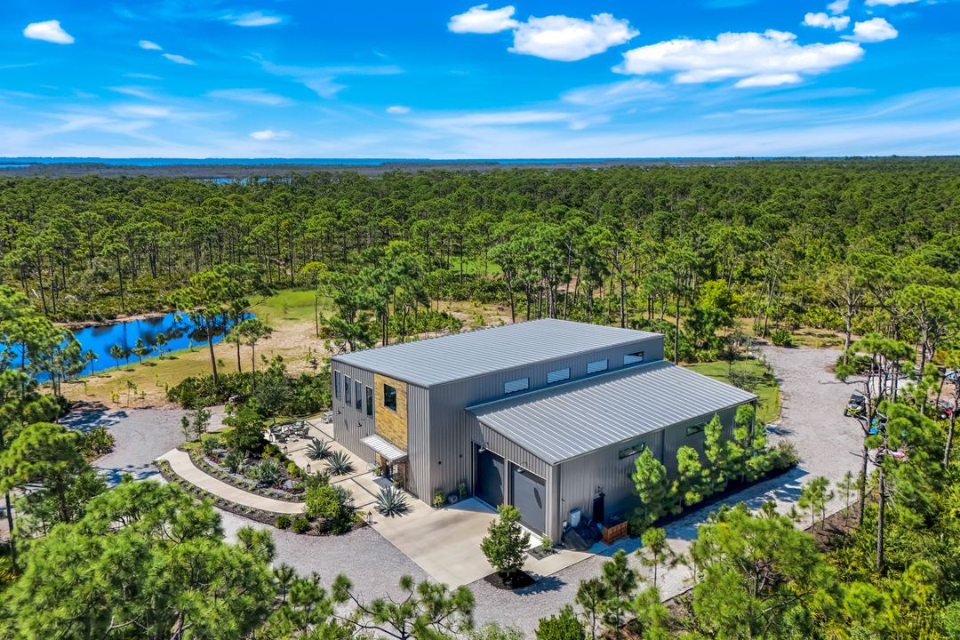 4412 Pinetree Blvd, Saint James City, FL 33956
